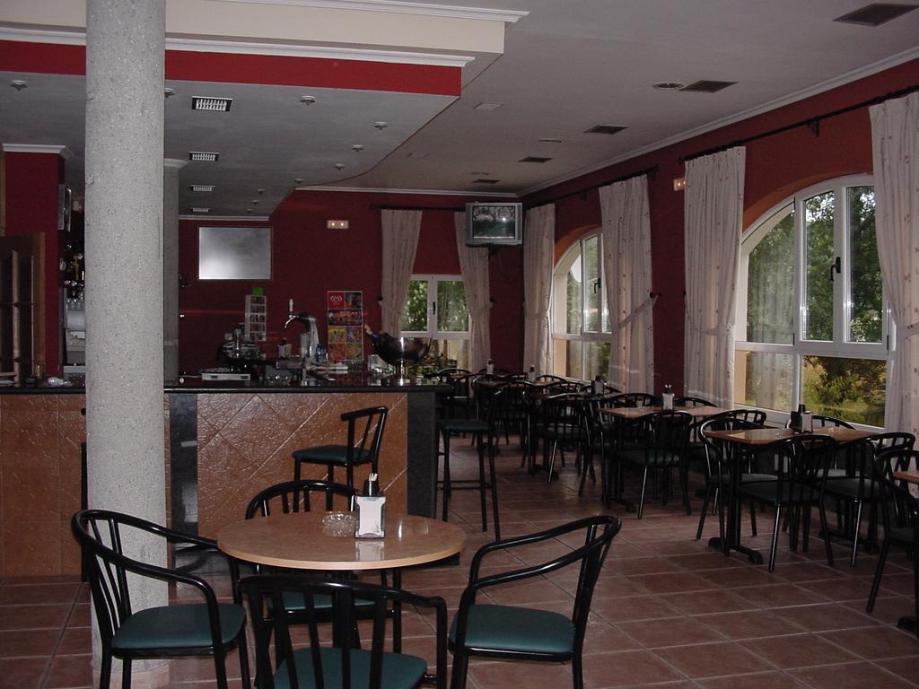 Hotel La Mora Villaseca de Laciana Екстер'єр фото